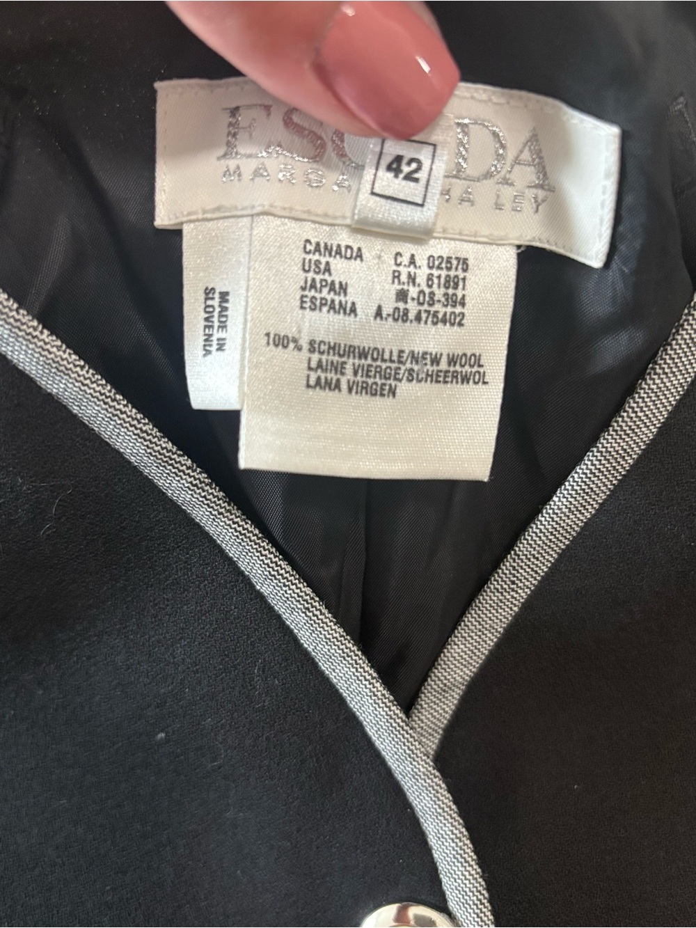 Escada Womens Black Blazer with Gray Trim NWT Made in Germany 100% pure new wool - Picture 6 of 10